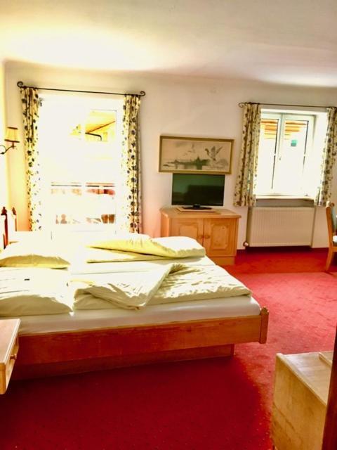 Hotel Gasthof Neumayr Obertrum am See Exterior foto